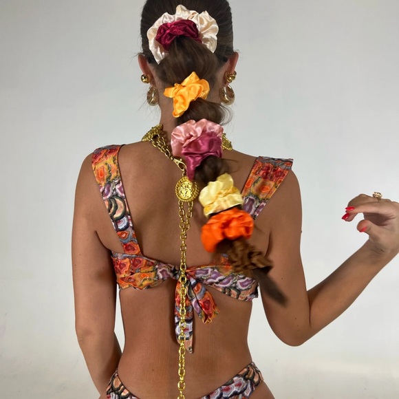 Strawberry Milk Mob Tiger Tail Swimsuit Set - Picture 2 of 2